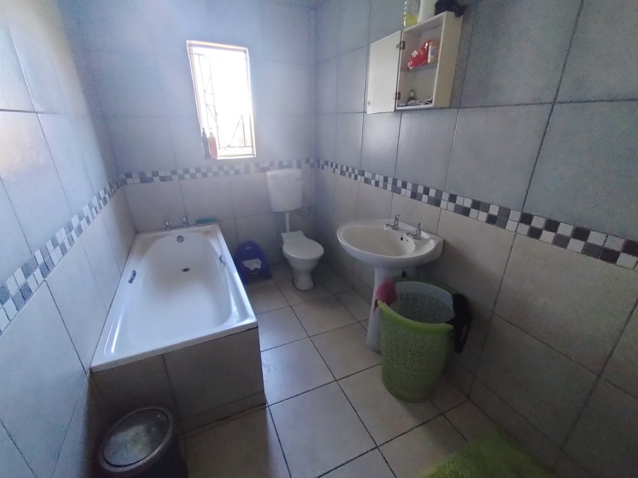 Commercial Property for Sale in Lakeview Free State